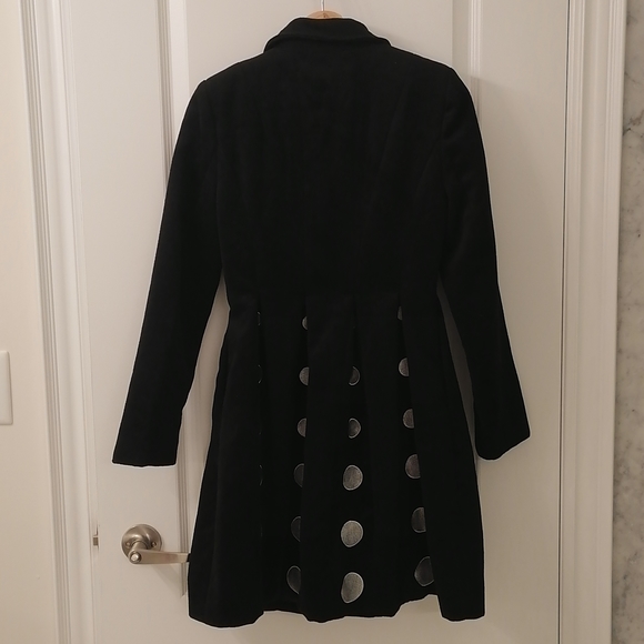 STUNNING Black wool coat with designer polka dots - Picture 2 of 5